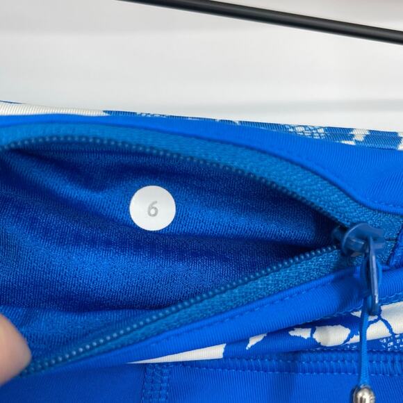 Lululemon Run Inspire Crop II Beaming Blue Laceoflage Polar Cream Size 6 - Picture 3 of 8